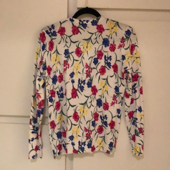 Cardigan - Picture 2 of 4